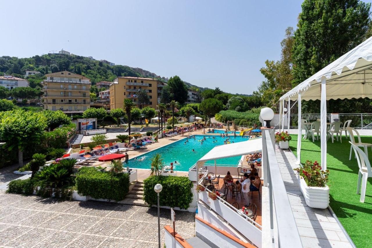 Villaggio Costa D'Argento San Vito Chietino Eksteriør billede